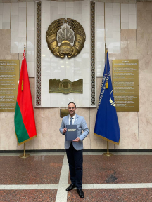 Директор ансамбля «Хорошки» Руслан Абдул 18 февраля защитил с оценкой «10 баллов» магистерскую диссертацию по теме «Арт-менеджмент как технология реализации государственной политики в сфере культуры и искусства»
