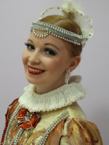 "Всю жизнь хотела!" Артистка Елена Богданова о "Хорошках", наградах и работе с детьми